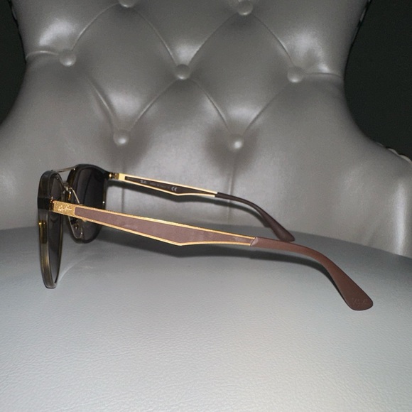 Ray-Ban Sunglasses - Picture 5 of 5